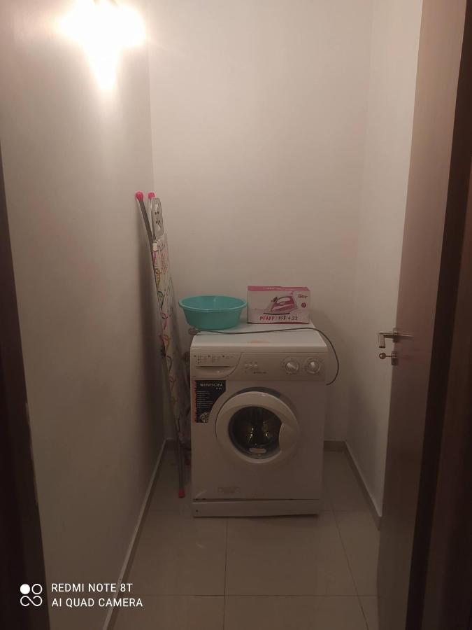 Family House Apartment อายิโอสนิโกลาโอส ภายนอก รูปภาพ